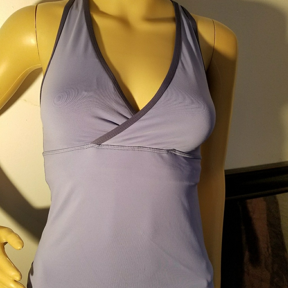 Lululemon tank 6
